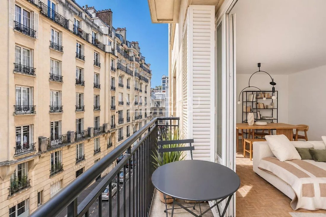 Apartment in Auteuil Nord, Paris 16e Arrondissement, Paris 3 - 17797271