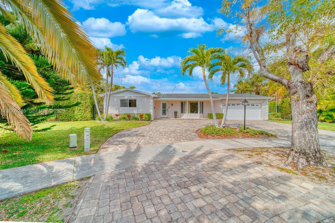 House in Miami, Florida, United States 1 - 17799431