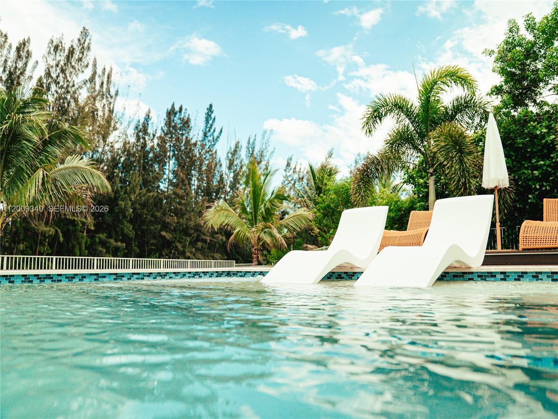House in Miramar, Florida, United States 3 - 17799558