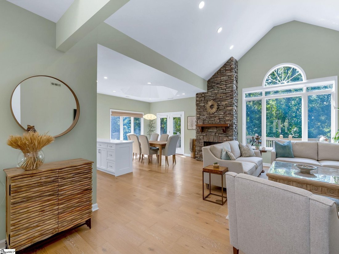 House in Landrum, South Carolina, United States 3 - 17793858