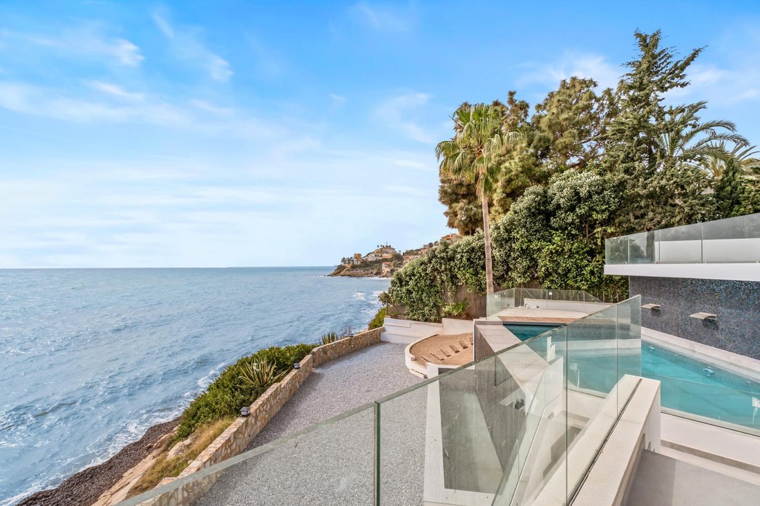 Villa in el Campello, Valencian Community, Spain 1 - 17339696