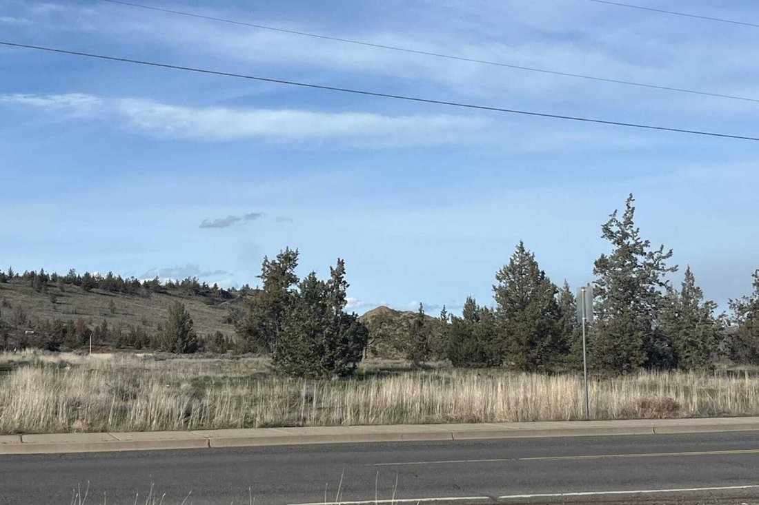 Land in Madras, Oregon, United States 1 - 17624027