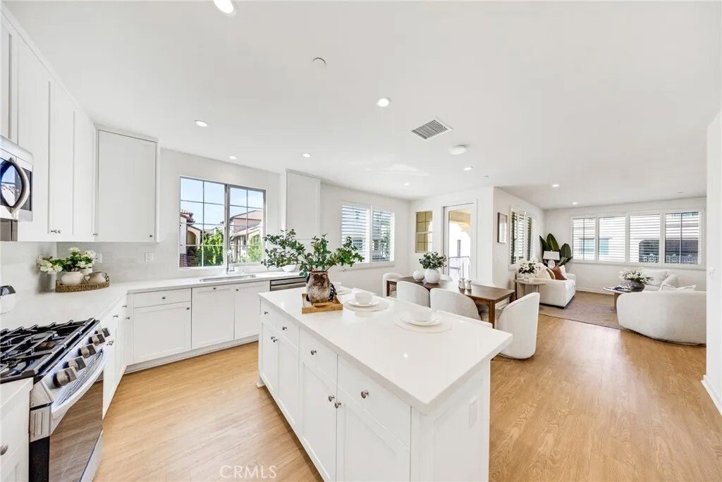 Condo in Irvine, California, United States 4 - 17227015