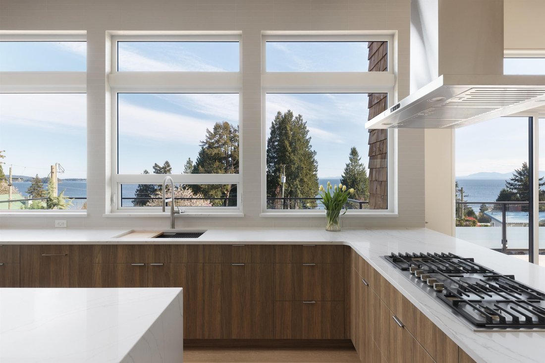 House in Gibsons, British Columbia, Canada 4 - 17800086
