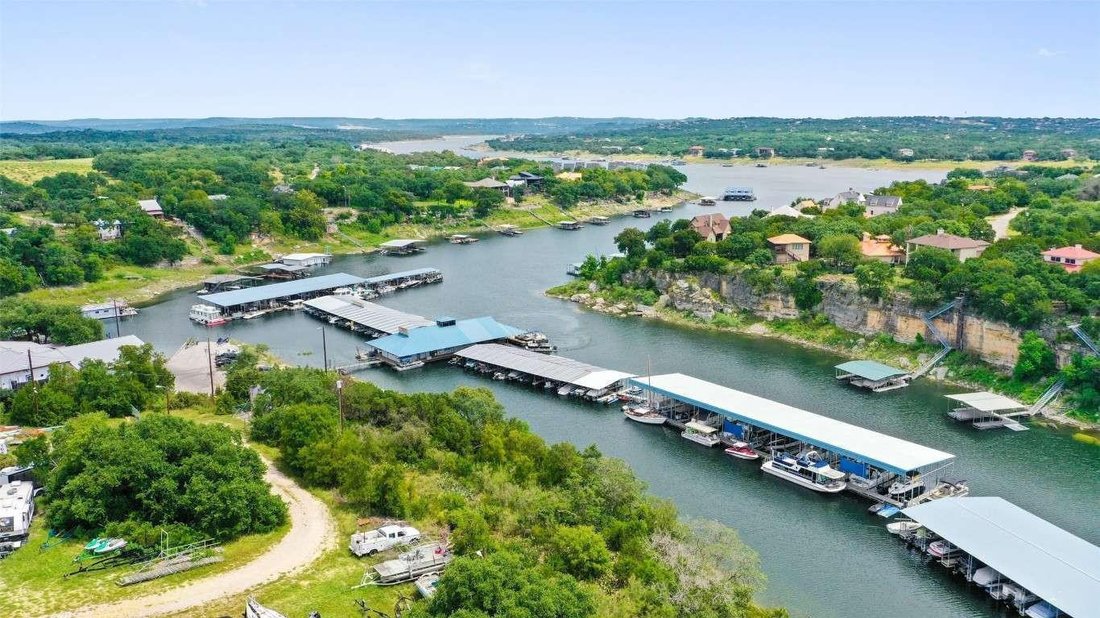 House in Spicewood, Texas, United States 2 - 16590485
