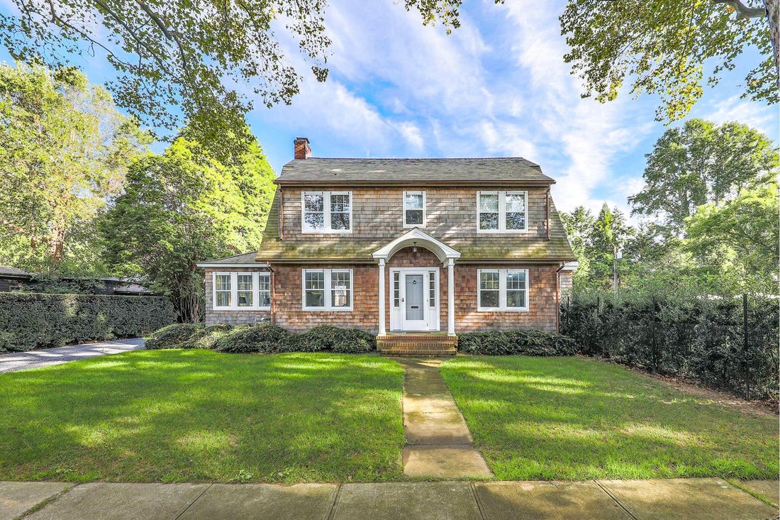 East Hampton, New York, United States 1 - 16329760