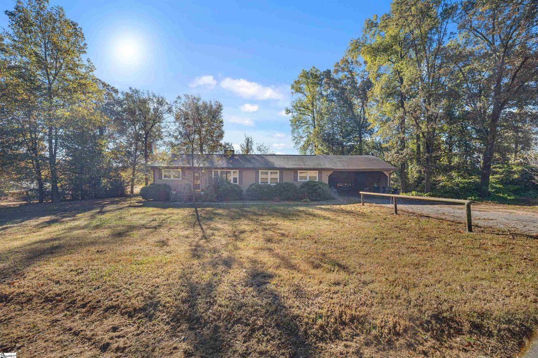 Greer, South Carolina, United States 4 - 17793956