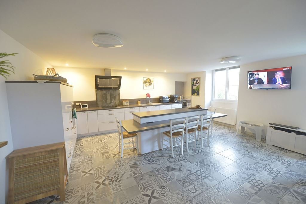 House in Le Chay, Nouvelle-Aquitaine, France 4 - 17796242
