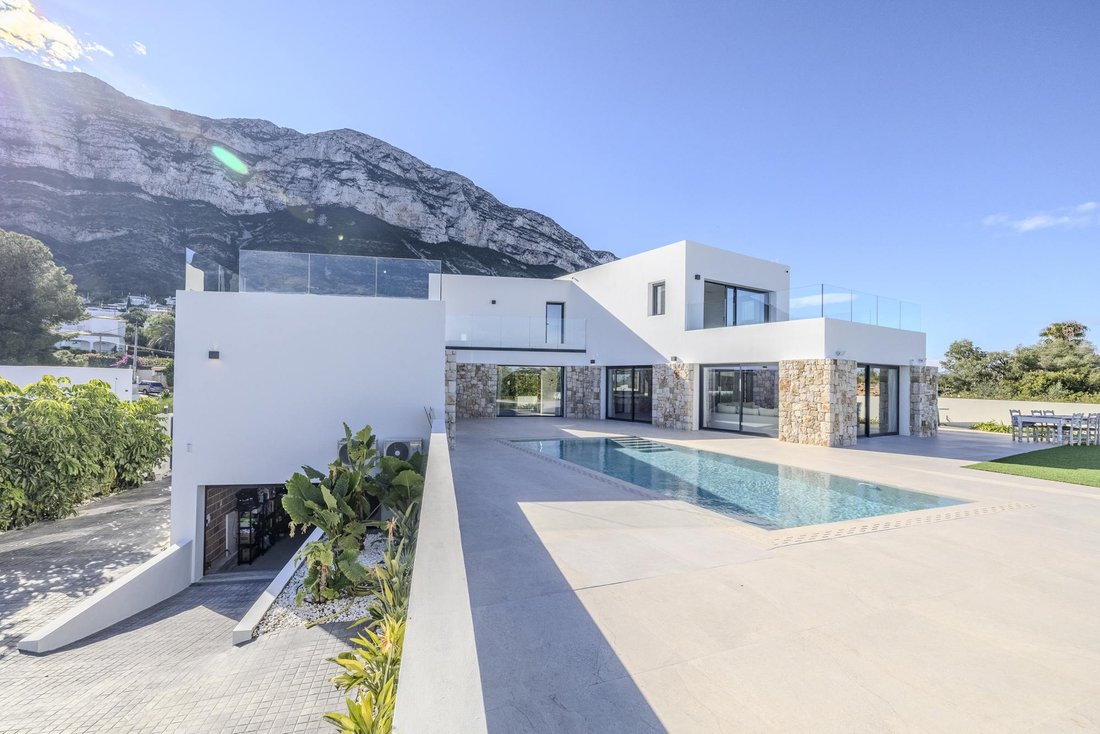 Villa in Denia, Valencian Community, Spain 1 - 17310479