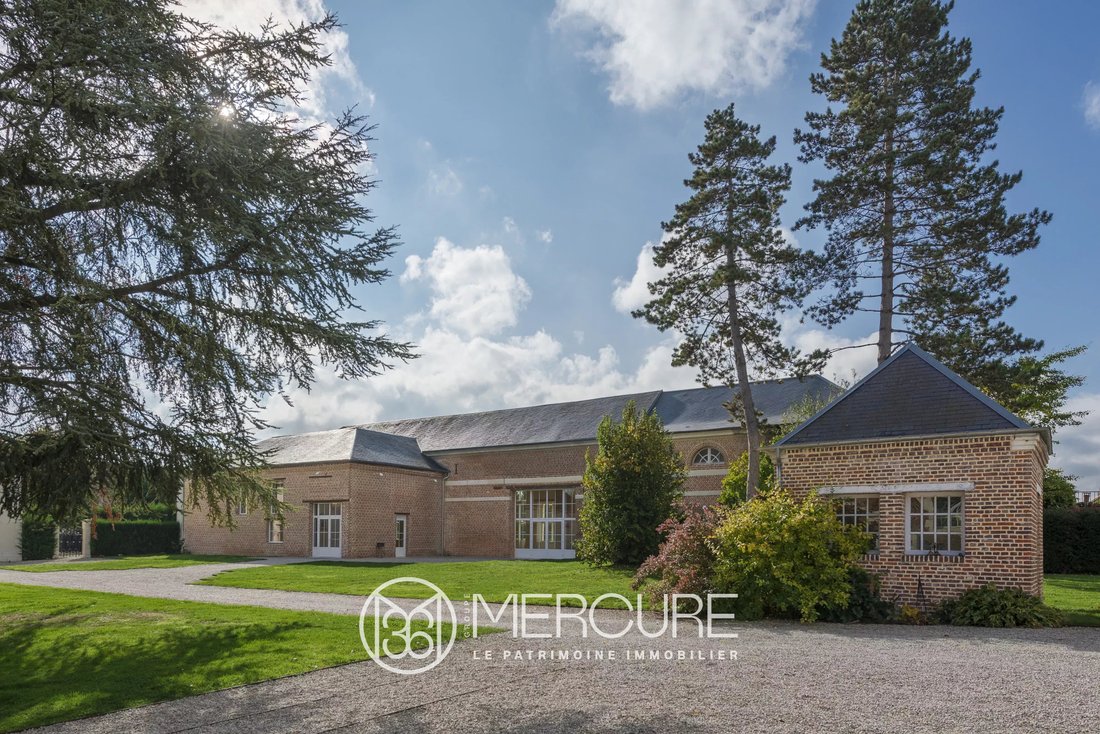 Estate in Centre Ville, Noyon, France 5 - 17780019