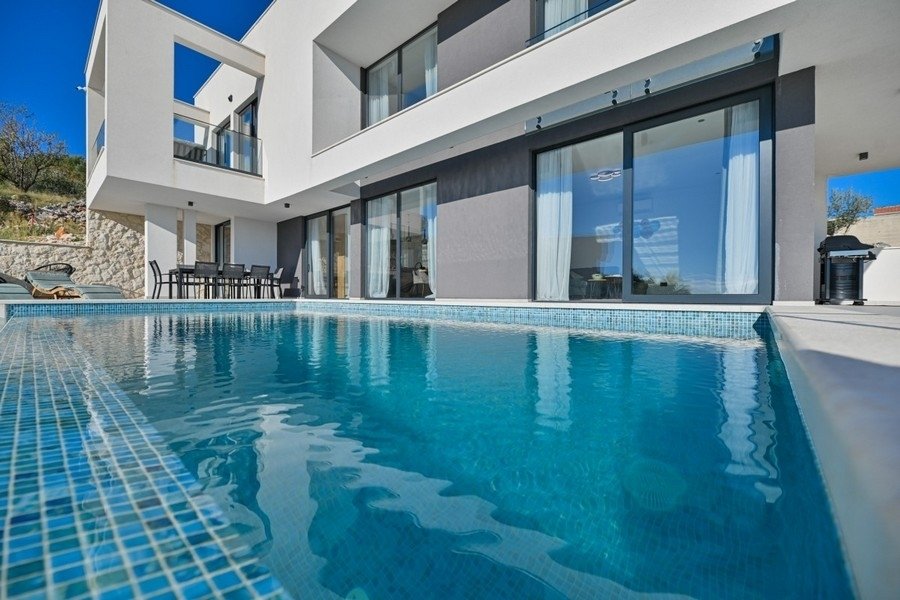 Villa in Trogir, Split-Dalmatia County, Croatia 2 - 17800133