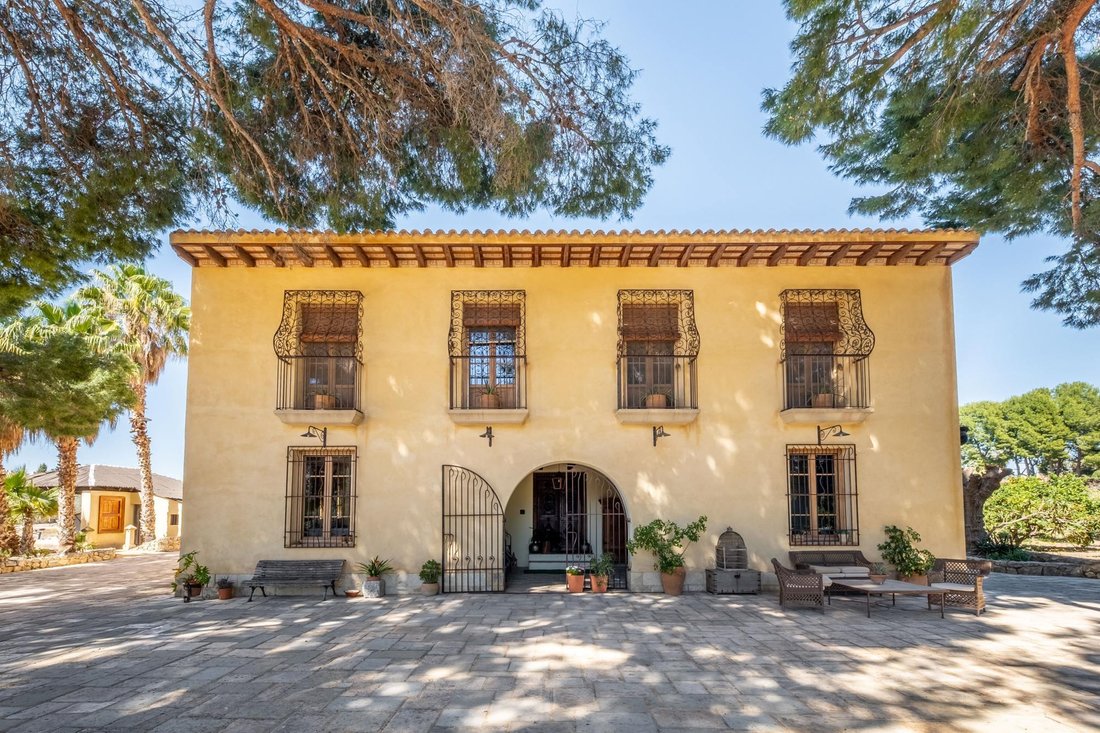 Villa in Mutxamel, Valencian Community, Spain 4 - 16988858