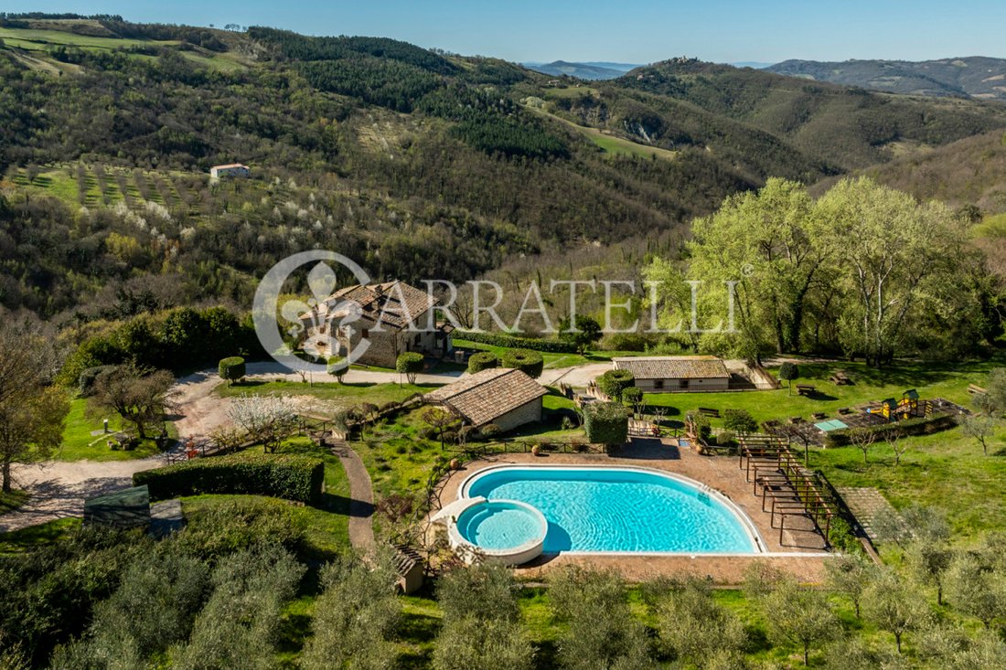 Country House in Valfabbrica, Umbria, Italy 4 - 17799415