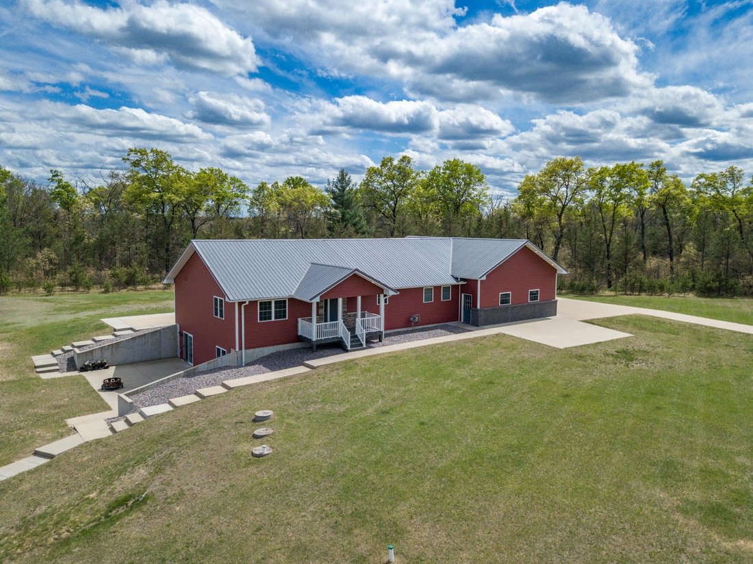 House in New Lisbon, Wisconsin, United States 1 - 17793154