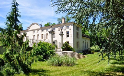 Chateau in Petit Nerac, Nerac, France 1