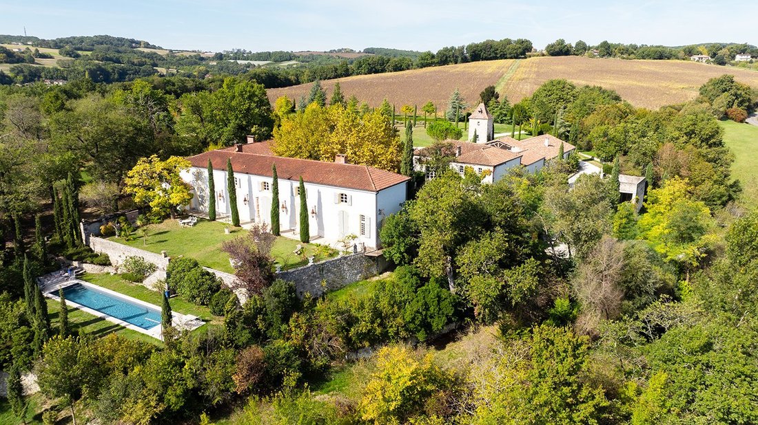 Villa in Port-Sainte-Marie, Nouvelle-Aquitaine, France 2 - 17796885