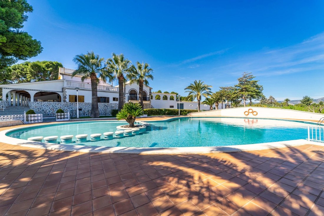 Villa in Monover, Valencian Community, Spain 1 - 16988942
