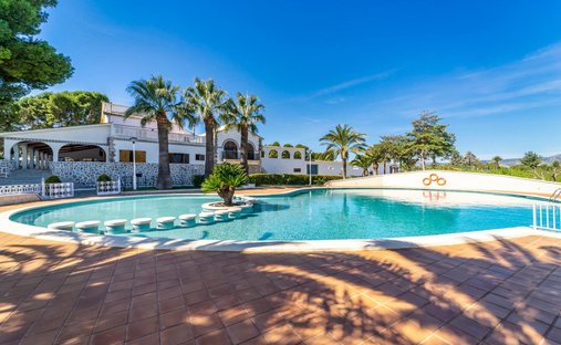 Villa en Monóvar, Comunidad Valenciana, España 1