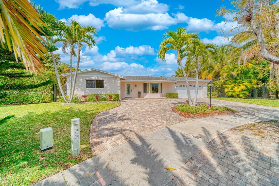 House in Miami, Florida, United States 3 - 17799431