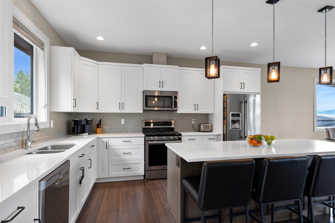 House in Kamloops, British Columbia, Canada 4 - 17800071