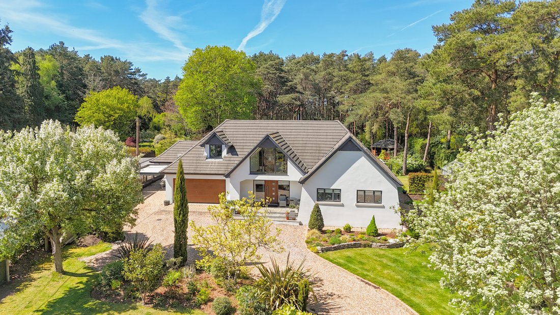 House in Ringwood, England 2 - 17486826