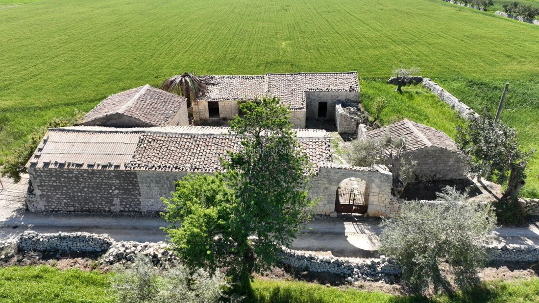 House in Cava d'Ispica - Pietre Nere, Modica, Sicily 4 - 17800804
