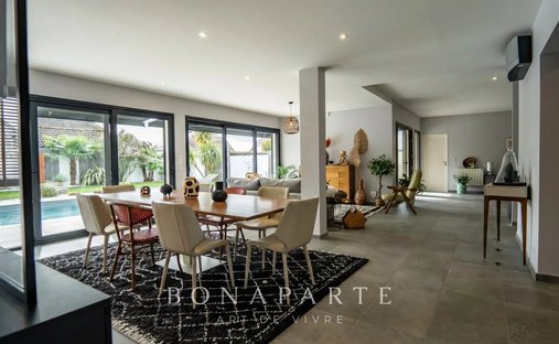 Casa en Idron, Nueva Aquitania, Francia 1