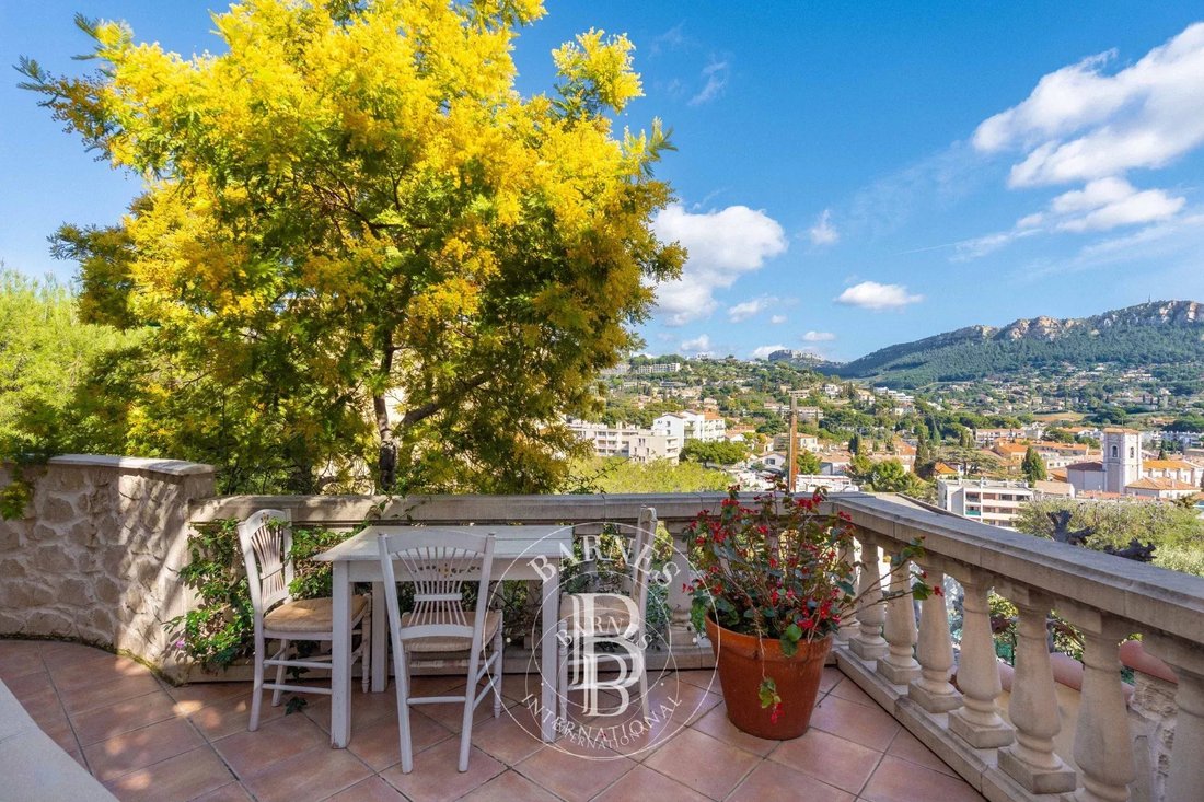 House in Grande Couronne, Cassis, France 2 - 13538463