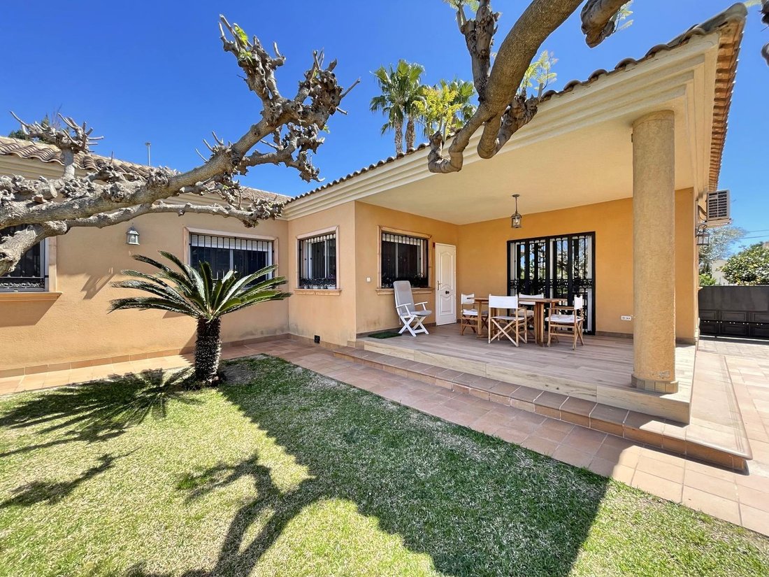 Villa in San Juan de Alicante, Valencian Community, Spain 1 - 17540606