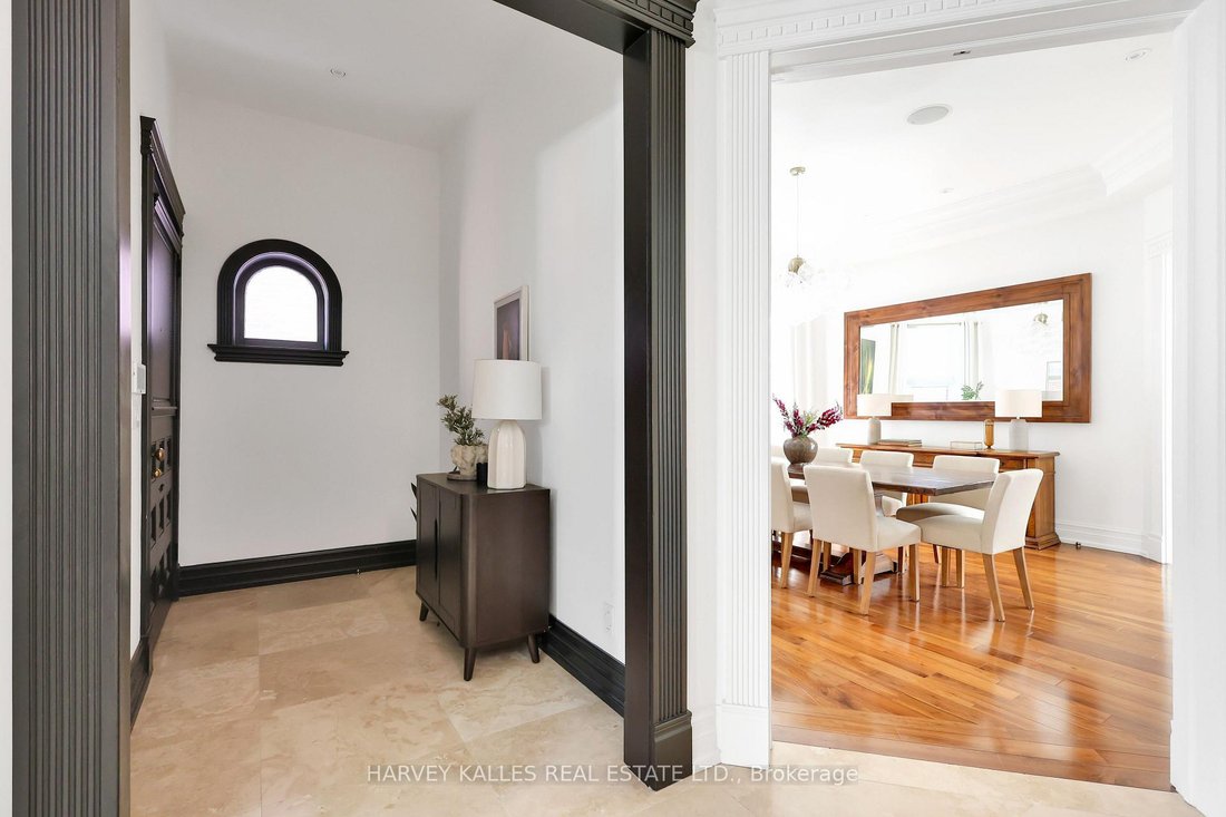 House in Toronto, Ontario, Canada 3 - 17801349
