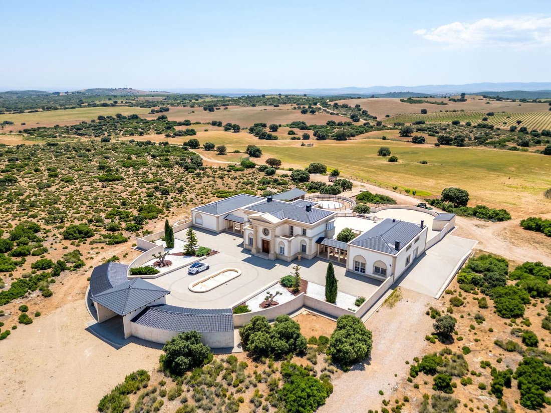 Country House in Lezuza, Castile-La Mancha, Spain 4 - 16988584
