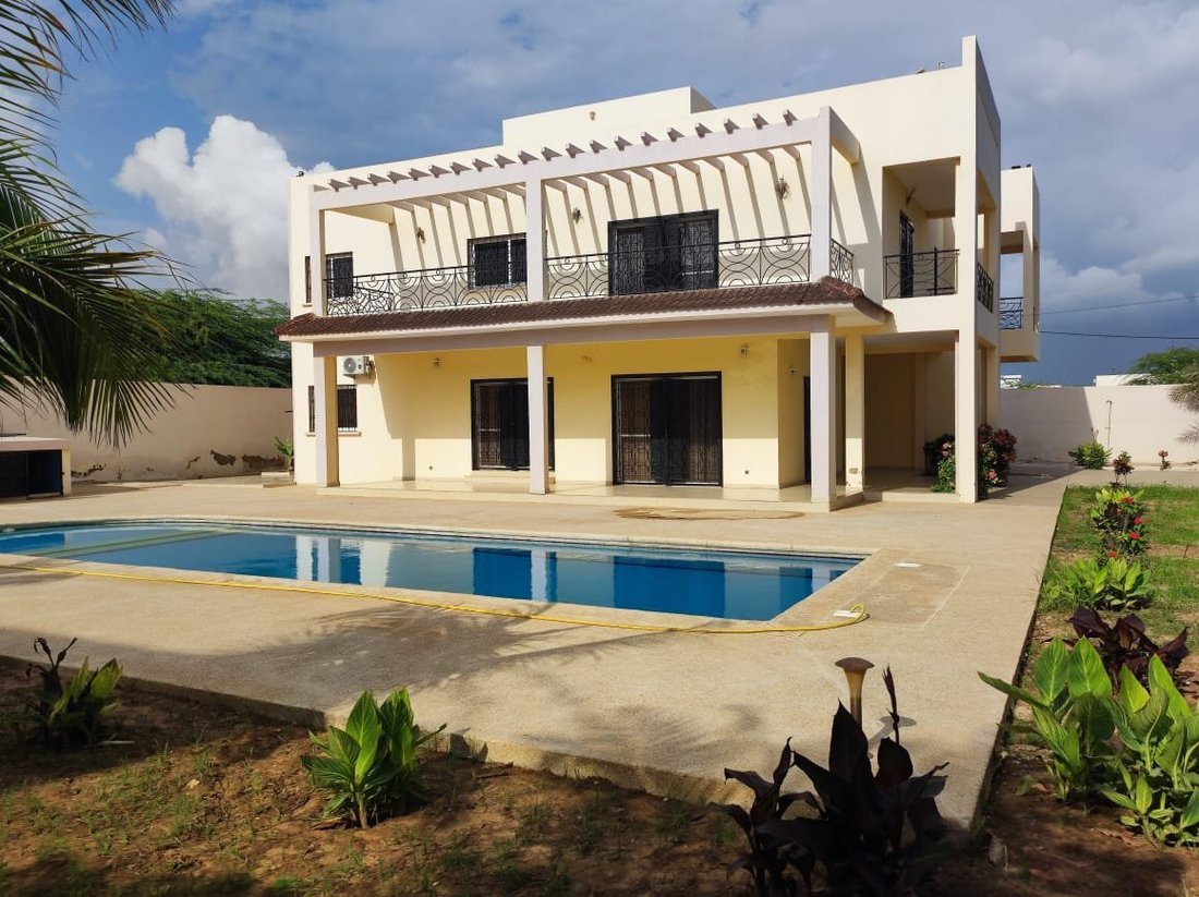 Villa in SOMONE, Senegal 2 - 17796612