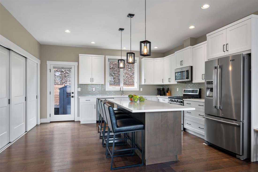 House in Kamloops, British Columbia, Canada 2 - 17800071