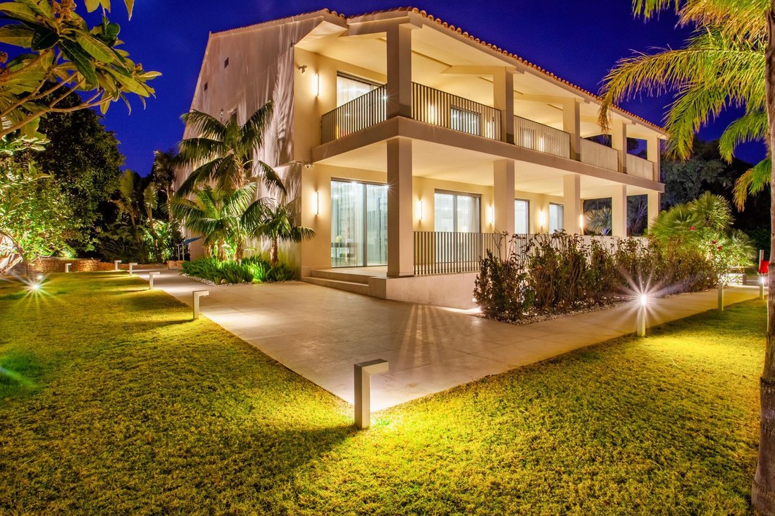 Villa in Alicante, Valencian Community, Spain 1 - 16987503