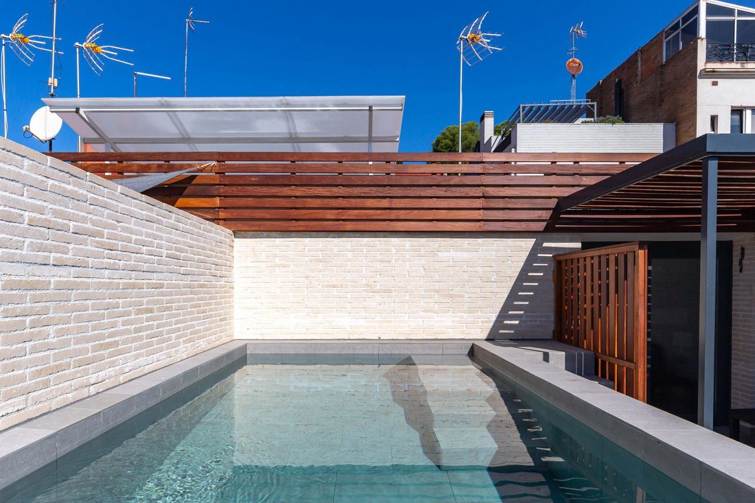 Villa in Esplugues de Llobregat, Catalonia, Spain 2 - 16987816