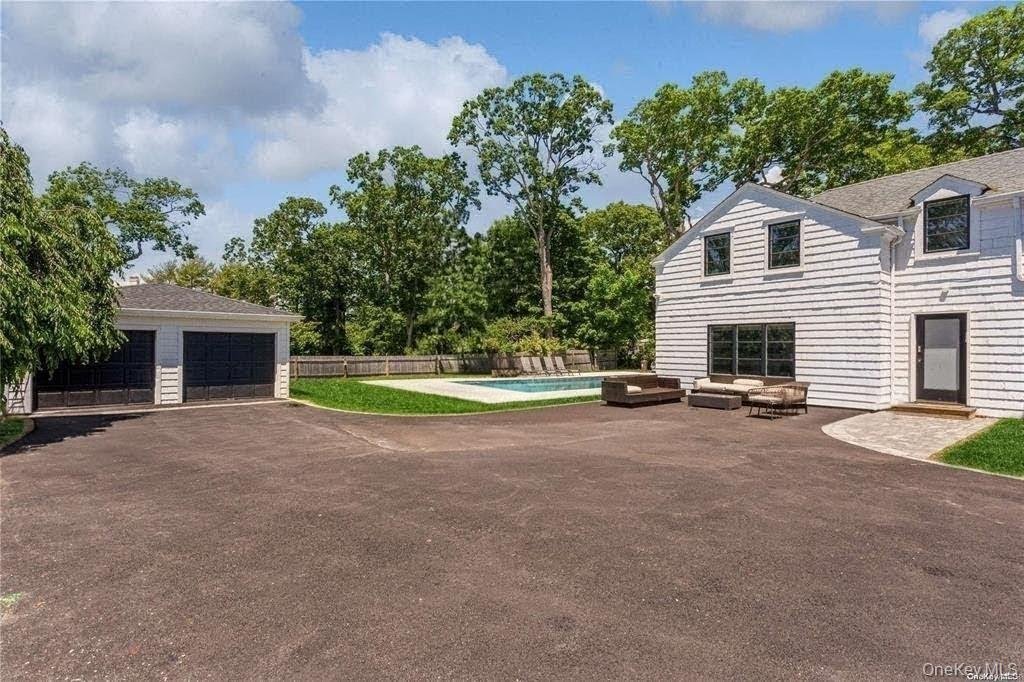 House in Lawrence, New York, United States 2 - 17799524