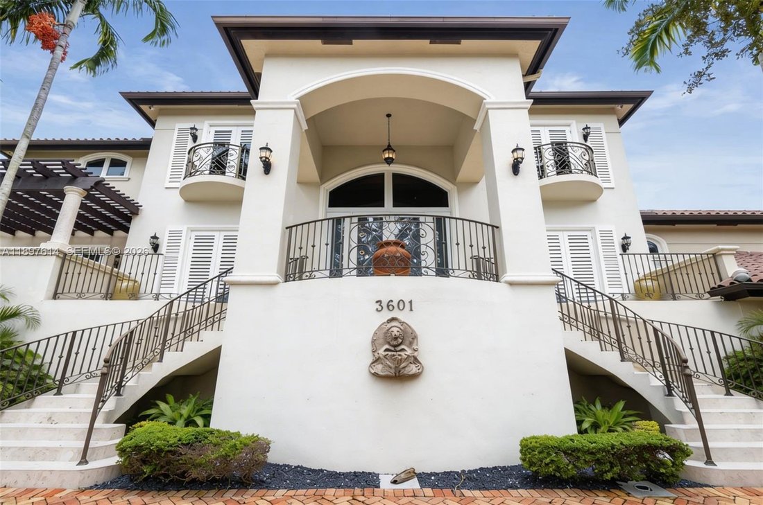 House in Miami, Florida, United States 1 - 16639321