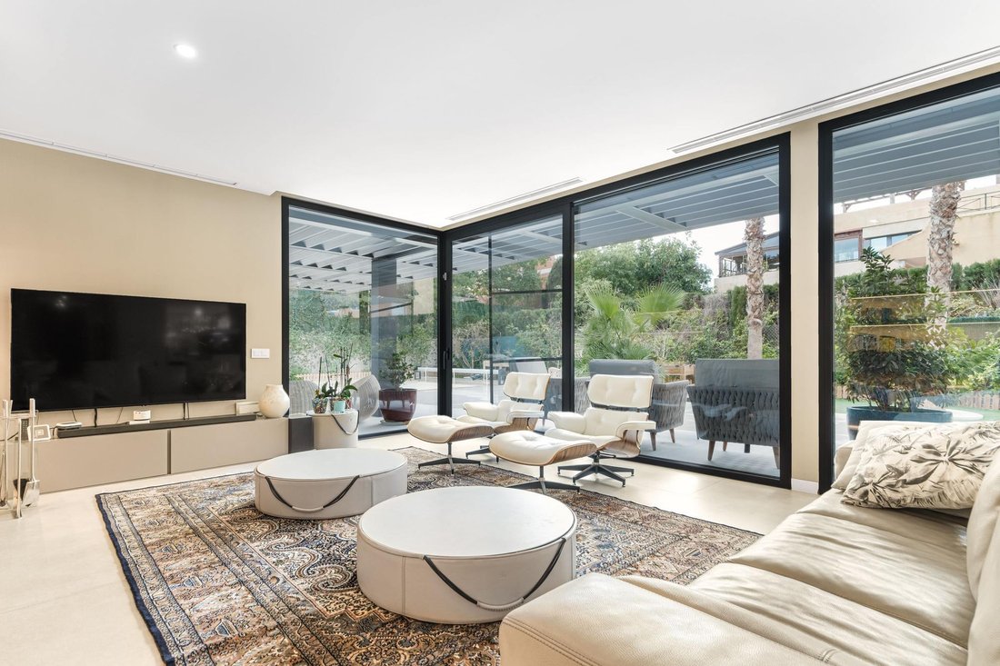 Villa in Alicante, Valencian Community, Spain 5 - 16987694
