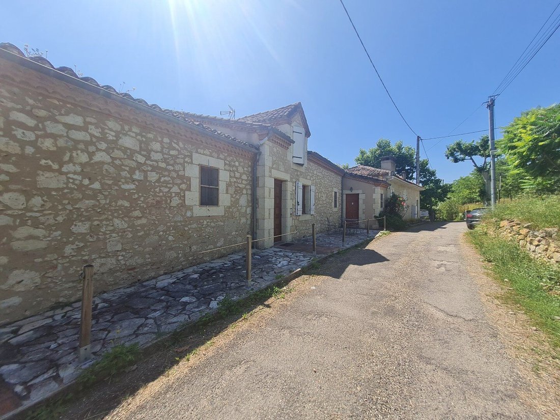 Lectoure, Occitania, France 5 - 17796775