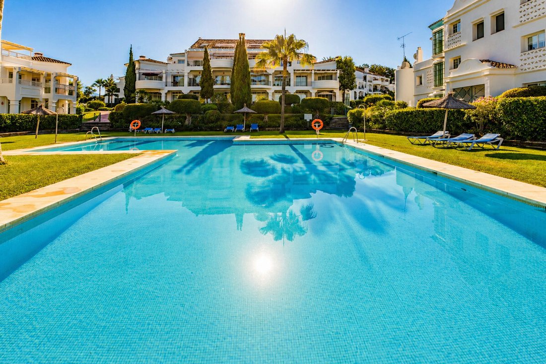 Apartment in Guadalmina Alta, San Pedro de Alcantara, Spain 1 - 16883297