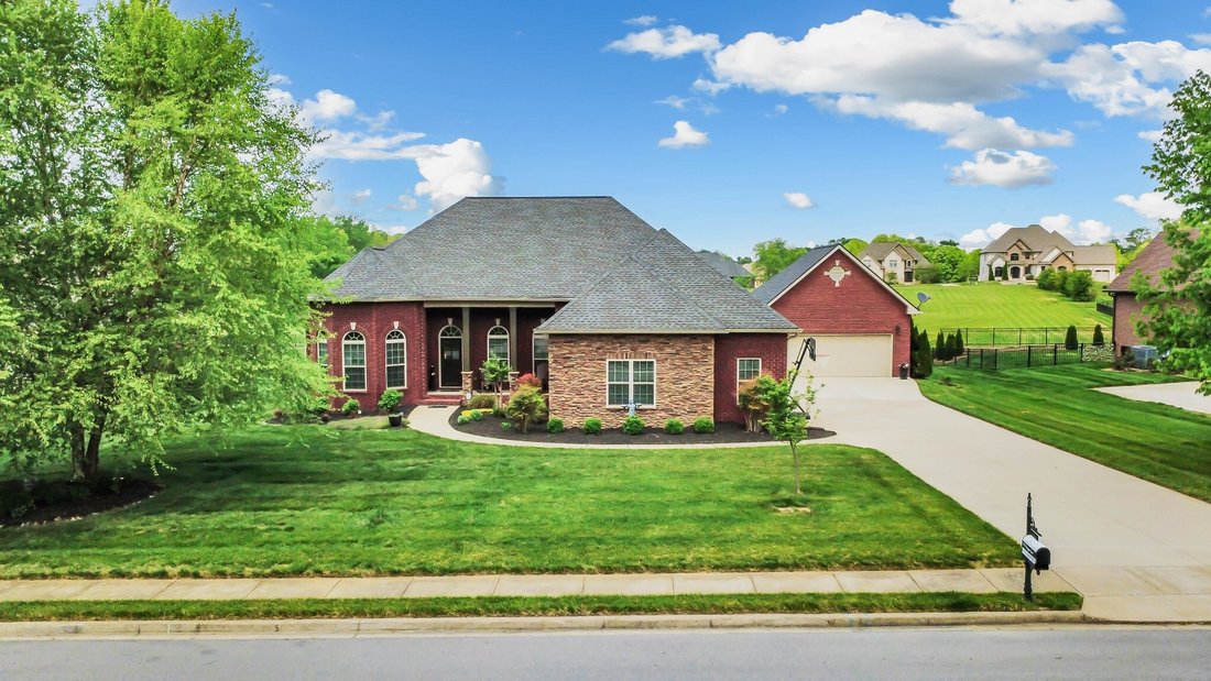 House in Clarksville, Tennessee, United States 1 - 17802115