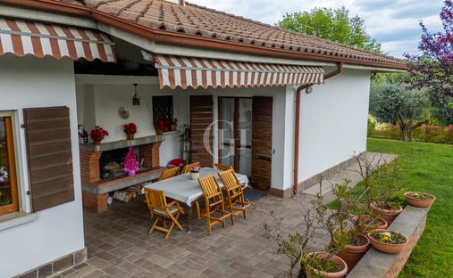 Haus in Sona, Venetien, Italien 1