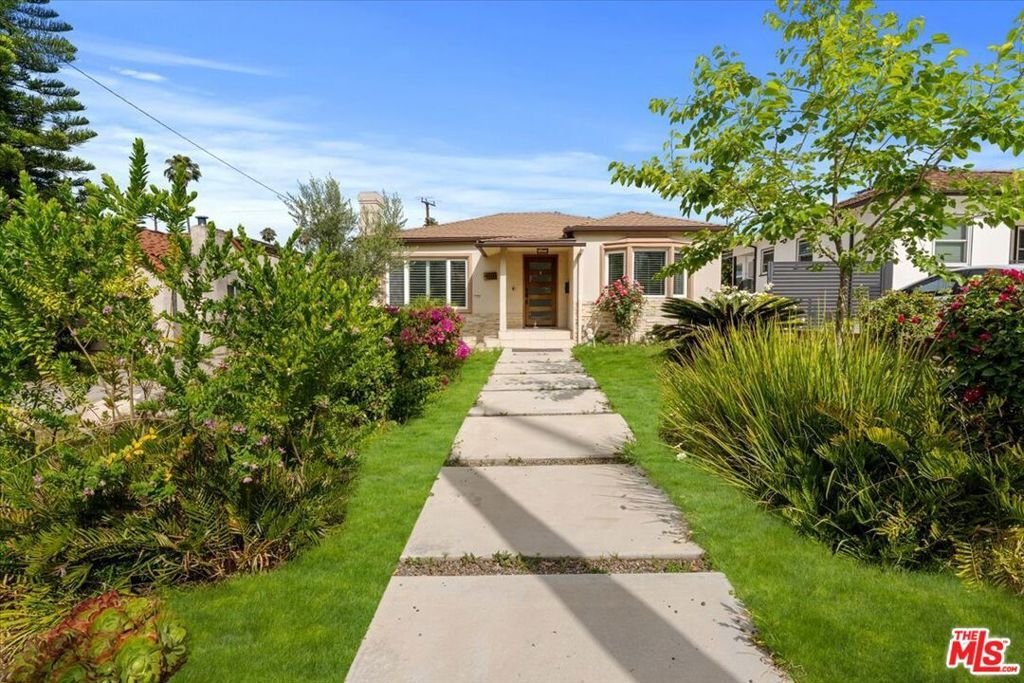 House in Glendale, California, United States 1 - 17802042