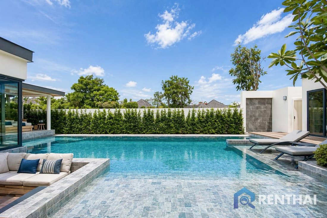 Villa in Choeng Thale, Phuket, Thailand 2 - 15758881