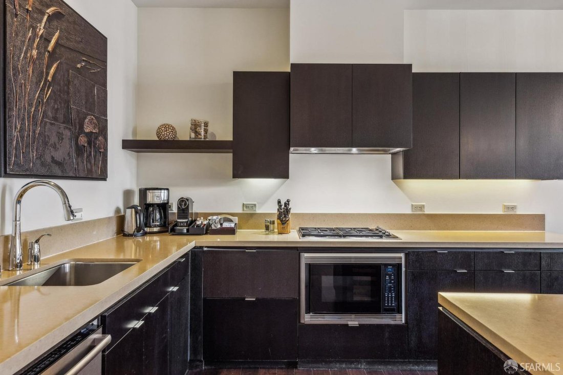 Condo in San Francisco, California, United States 5 - 17801904