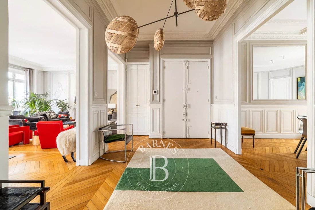 Apartment in Muette Nord, Paris 16e Arrondissement, Paris 4 - 17802054