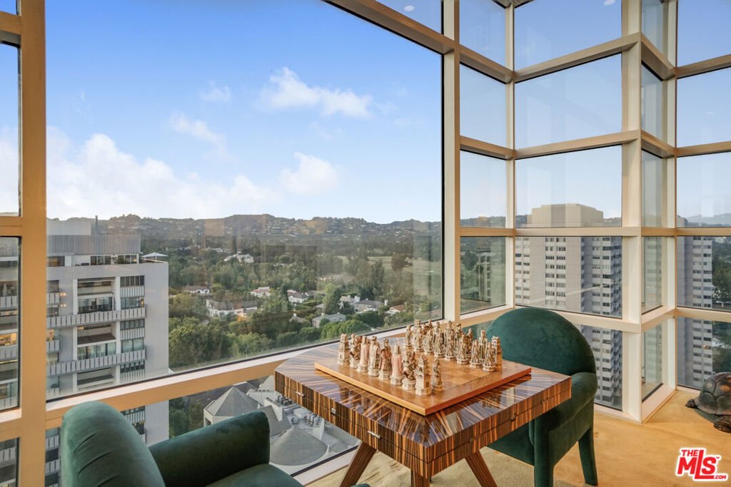 Condo in Los Angeles, California, United States 5 - 17802013