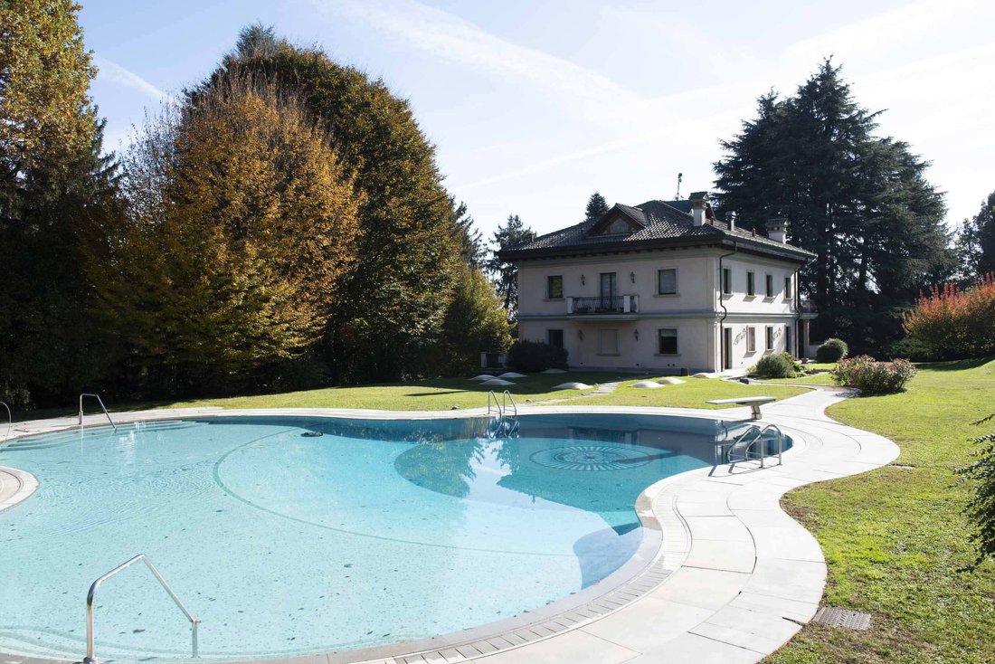 Villa in Cadorago, Lombardy, Italy 2 - 17802133