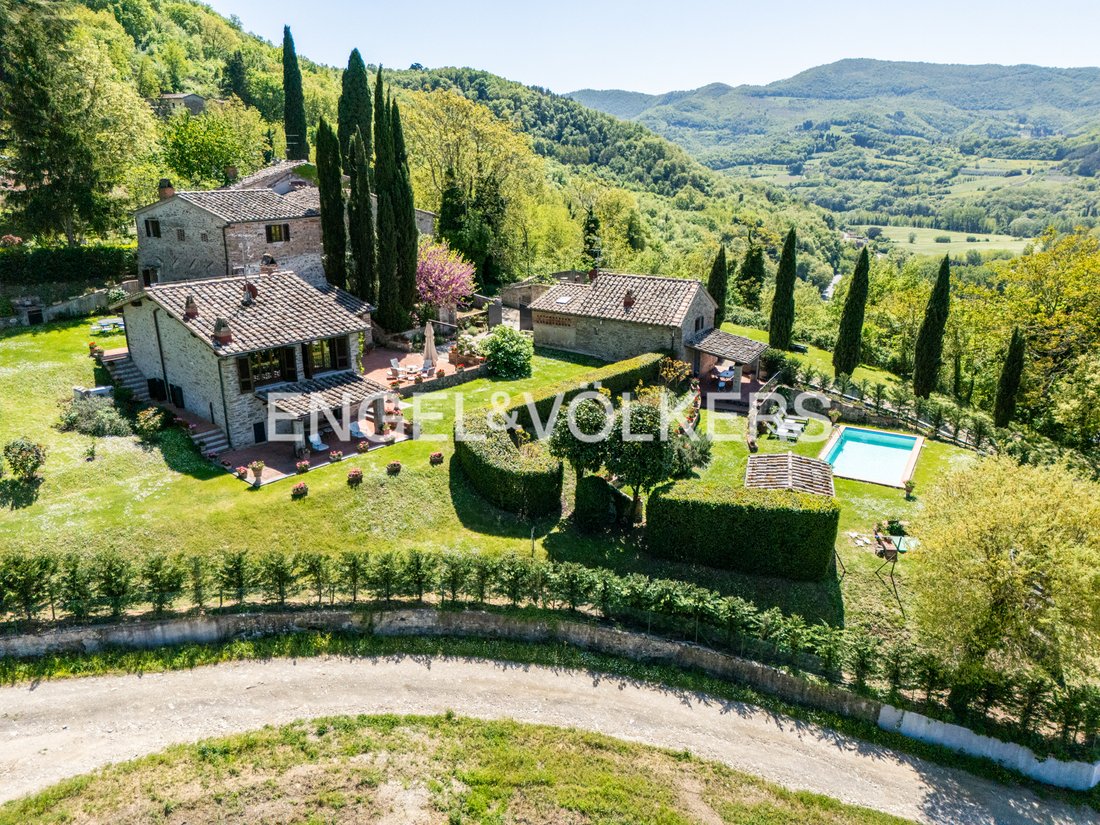 Country House in Dicomano, Tuscany, Italy 2 - 17234137