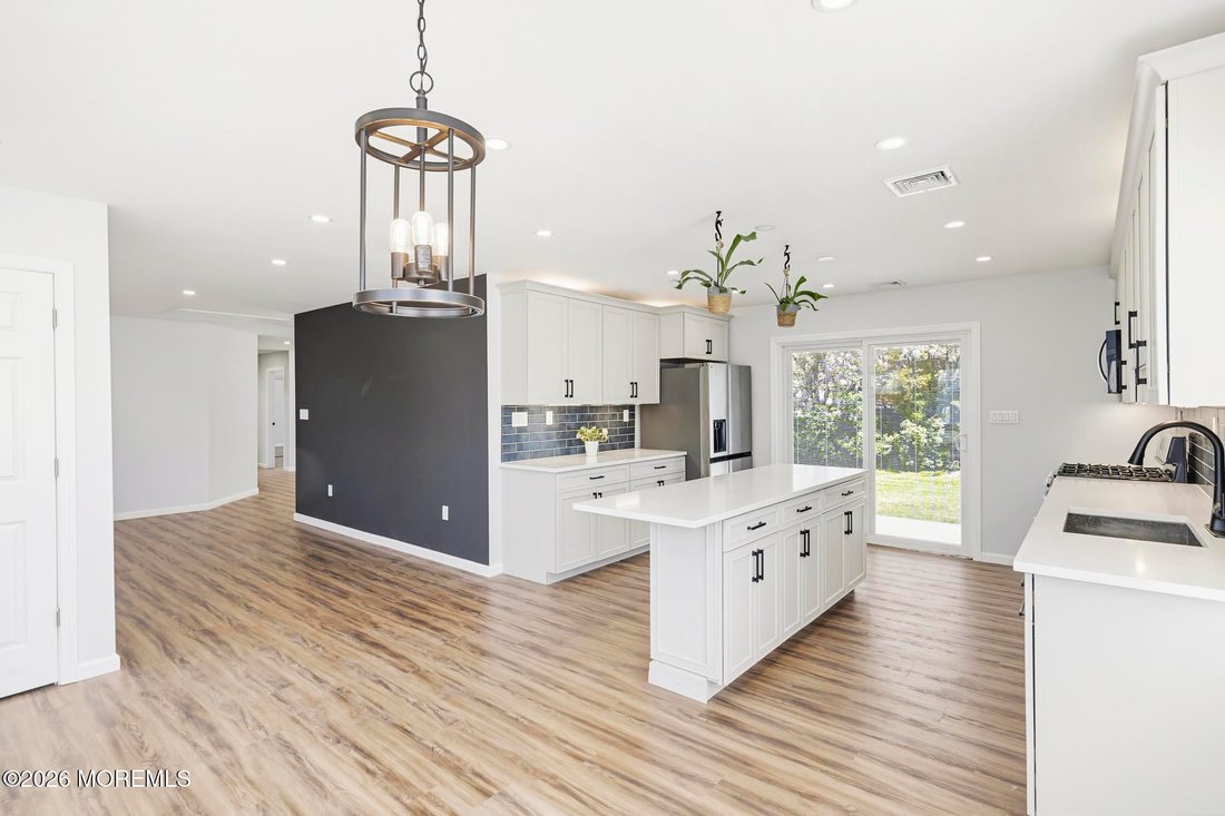 House in Brick Township, New Jersey, United States 5 - 17802227